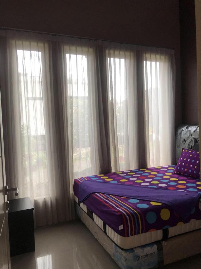 Villa Kusuma Hill A8 Batu  Exterior photo